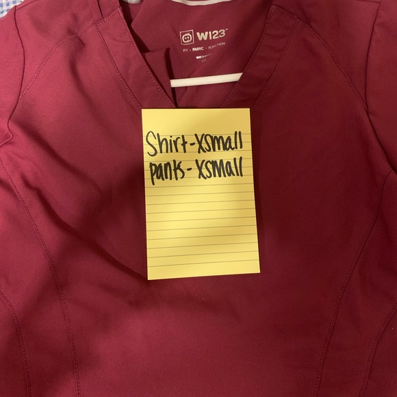 Scrub sets - Picture 6 of 6